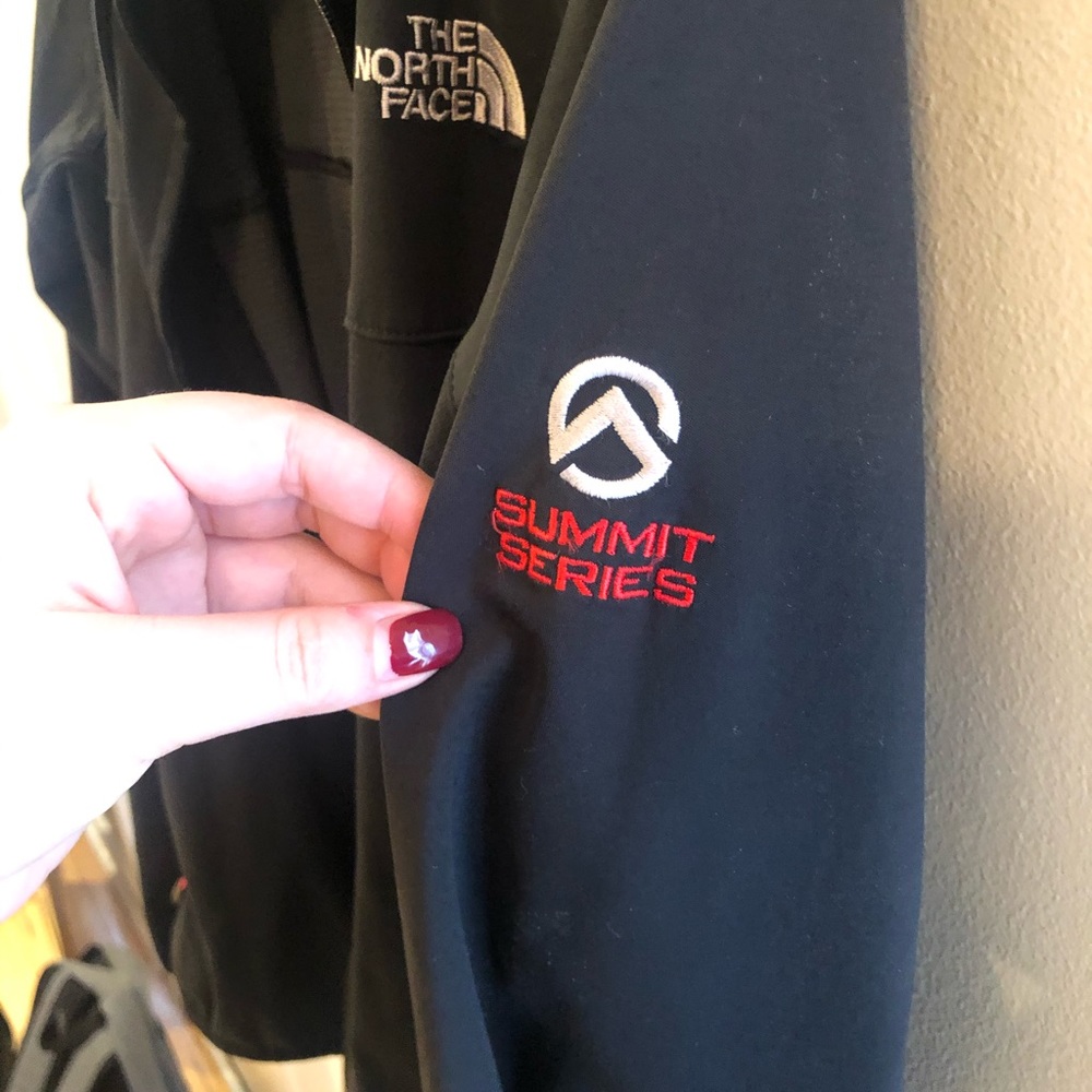 North Face Light Jacket - image 5